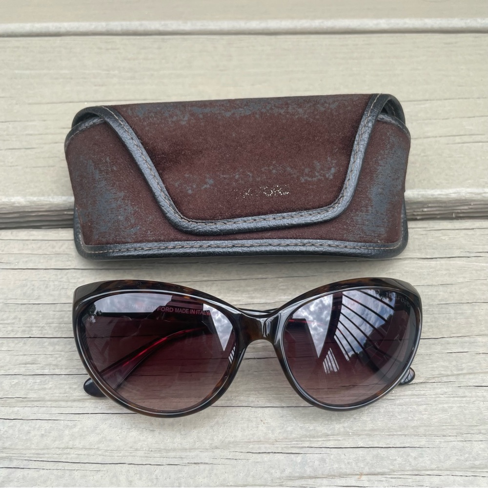 Tom Ford Martina Tortoise Cat Eye Sunglasses - Picture 3 of 16